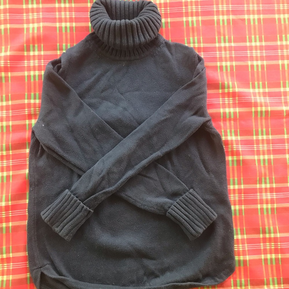 ll bean blue turtleneck small or med